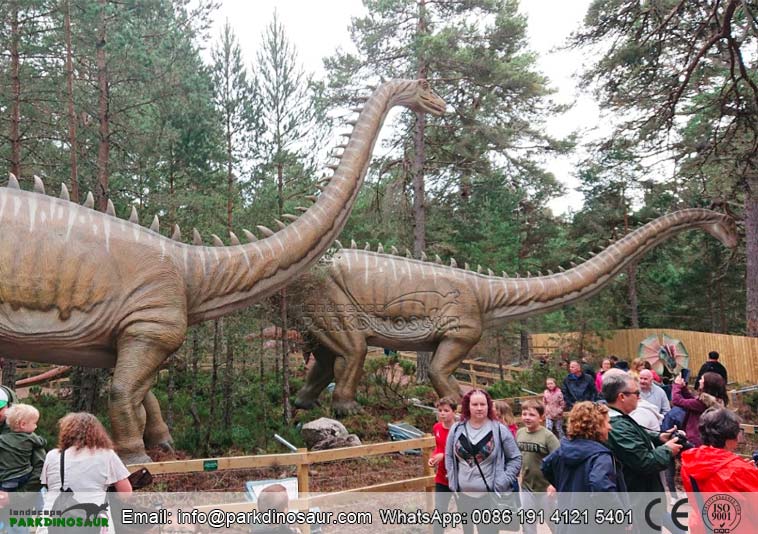 Estatua de dinosaurio de tamaño real realista personalizado
